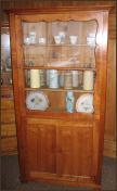 Antike Vitrine, von uns restauriert